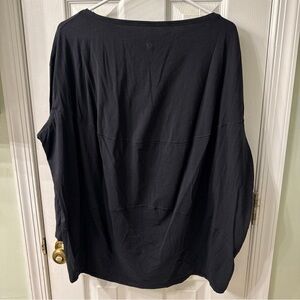 Lululemon back in action long sleeve shirt